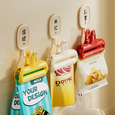 Food Sealing Clip Moisture-proof and Cute Small Clip Household Food Preservation Bag Kitchen Tea Sealing