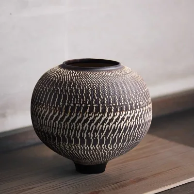 Ceramic Vase Coarse Pottery Vase Flower Arrangement Retro Nostalgia Handmade Hotel Wabi-sabi Wind Zen Decoration Pieces Table