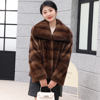 Women's New Age-Reducing Casual Winter Coat Slimming Water Mink Real Mink Fur Short Style Shawl Full Velvet Mink Fur