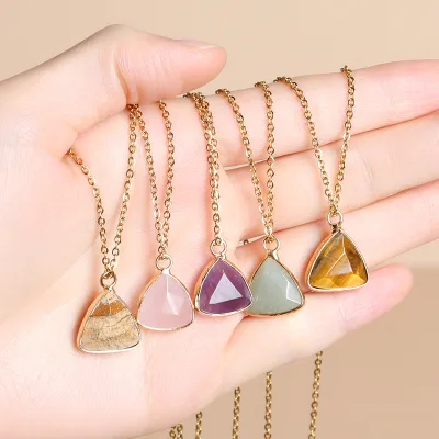 Raw Quartz Rose Quartz Green Aventurine Amethyst Necklace Dainty Triangle Pendant Necklace Healing Crystal Necklace