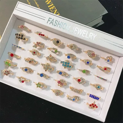 2024 Hot Sale Korean Style Wholesale Cheap Rhinestone Crystal Women's Rings Gold Plated Alloy Fashionable Rings for Girls
