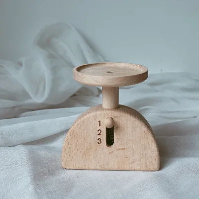 Kids Wooden Pretend Grocery Scale Toy Natural Wood Fruit Weighing Scale Role Play Kitchen Toy for Children 3+