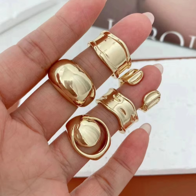 Golden Plain Thickness Floating Hand Rings Plain Thickness Finger Jewelry Rings