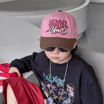 Customized Embroidered English Letters Large-brimmed Baseball Cap for Taking Photos Making Check-ins