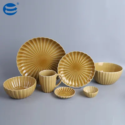 Modern Design New Bone China Minimalist Dinnerware Set 16-Piece Reactive Glaze Flat Dinner Plate Eco-Friendly Plant Pattern
