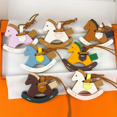Vintage Animal Rocking Horse Leather Bag Pendant Trojan Car Keychain Rearview Mirror Hanging Pony Phone Case