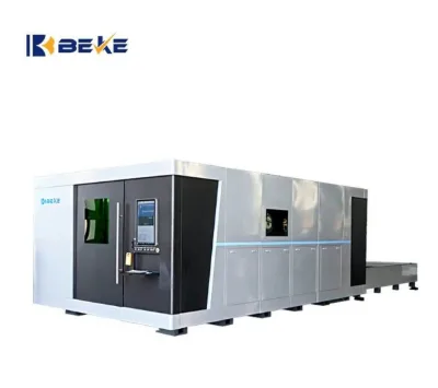Durable Full Enclosed 4020-6KW Fiber Laser Cutting Machine Equipped Raytools Laser Head