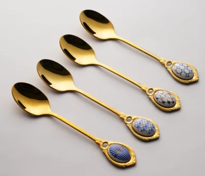 Customized 24pcs Premium Stainless Steel Cutlery Set Elegant Golden Ceramic Spoons Set Home Use Mirror Polish Restaurant Quality