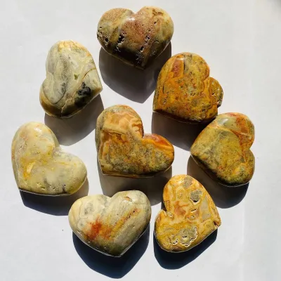 Wholesale Natural Crazy Agate Heart Pocket Stone Home Decor Crystal Stone Hearts Takeaway Gemstone