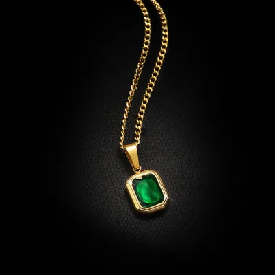 Ins Hot Emerald Cut Pendant Necklace Moissanite Necklace Stainless Steel High Quality Emerald Necklace for Woman