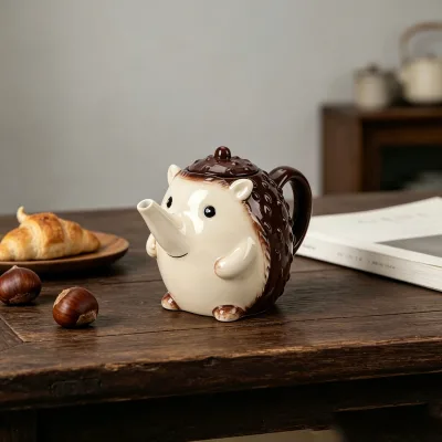 Ceramic Teapot Two Tone Glaze Animal Design Small Porcelain Tea Pot for Home Tea Making Kitchen Table Decor Creative Wholesale