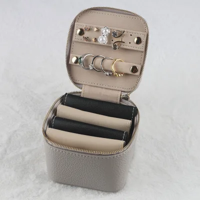 Convenient Travel Vintage Fashion Jewelry Box with Zipper Closure New Style Earring Storage Bag