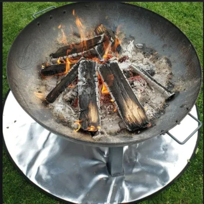 Round Silver Outdoor Foldable Fire Pit Mat Barbecue Deck Mat for Camping & Fire Blankets