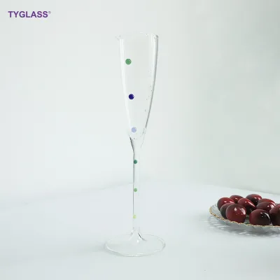 High Quality Clear Colored Champagne Glasses for Party European Style Luxury Creative Champagne Glasses Luxury Wine Glasses