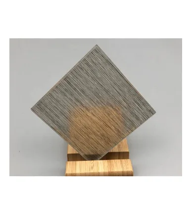 Hexad Durable & Fire-Resistant Mesh Interlayer Wired/Laminated Glass with Metal Mesh for Industrial Decoration