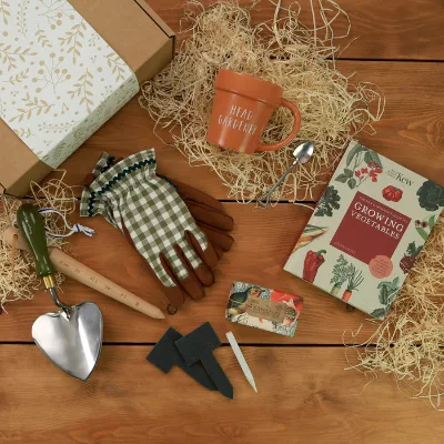 Trendy Women's Gardening Gift Box