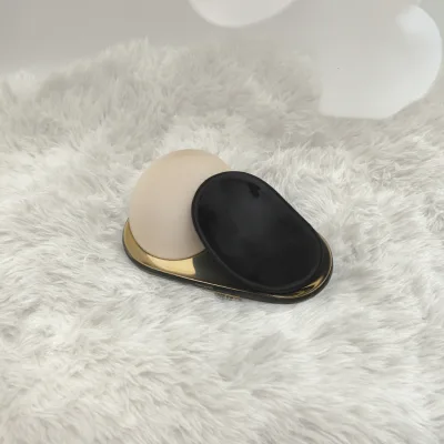 Beautiful & Invisible Silicone Fabric Shoulder Pad Right Angle Narrow Patch Non-Slip Self-Adhesive for Men's & Women's Comfort