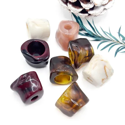 Wholesale High Quality 20*16*5mm Irregular Colored Plastic Bikini Garment Beads