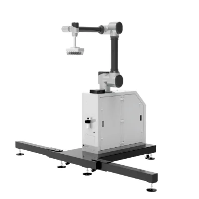 Palletizing robots palletizing tiles
