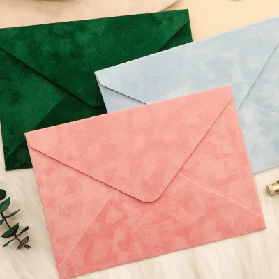 Elegant Plush Velvet Wedding Envelope Personalized Foil Printing Velvet Envelopes for Wedding Invitations Party Gift Cards