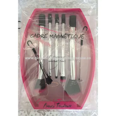 New makeup brushes