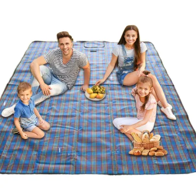 150x100cm Family Outdoor Waterproof Durable Folding Oxford Picnic Mattress with Carry Strap for Camping & Kids Play
