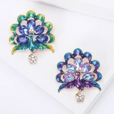 Manufacturer Cheap Metal High End Accessory Diamond Peacock Brooch Pin