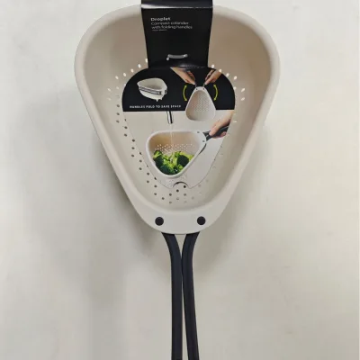 Triangular Drain Basket in Kitchen Sink Rack Fruit Drain Basket