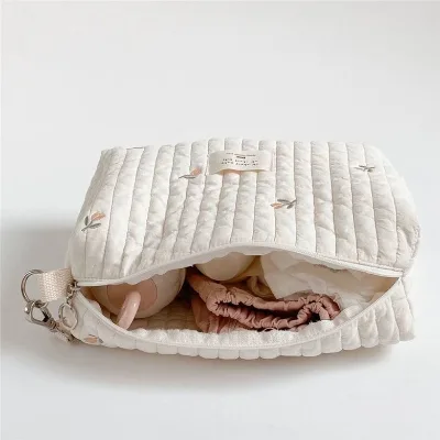 Explosive New Products Korean Small Hand-Held Cute Bear Large Capacity Strollers Walkers Carriers