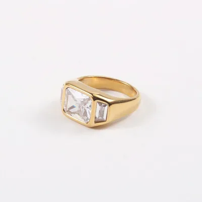 2024 Vintage Simple Big Zircon Ring Female Ins Diamond Fashion Personality Niche Design Food Stainless Steel Ring