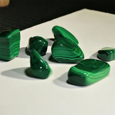 Factory Supply Natural Banded Malachite Tumbled Stones Healing Crystal Gravels for Home Ornament & DIY Crafts