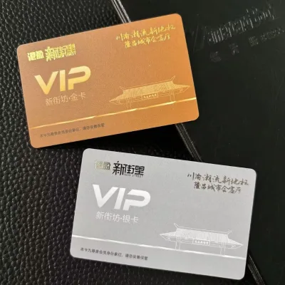 Custom Logo Credit Card Luxury Card With Gold Sliver Embossed Printed PVC Gift Plastic Business Card