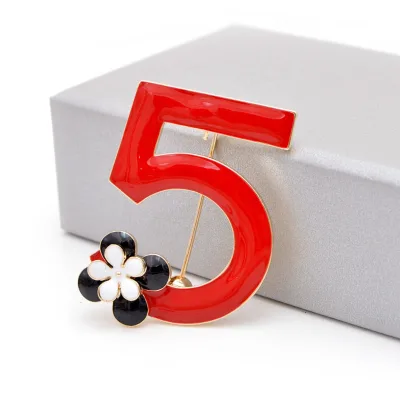 Top Luxury Clothing Jewelry Number 5 Brooch Pin Enamel Camellia Inspired Fashion Designer Brooches
