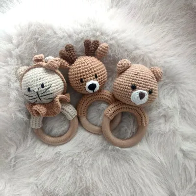 New Product Handmade Baby Crochet Animal Dog Rattles Newborn Baby Teeething Rings Children's Montessori Toy