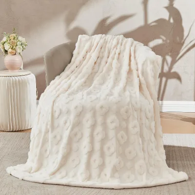 3D Jacquard Faux Fur Throw Blanket Soft White Fluffy Plush Lightweight Anti-Dust Mite Four Seasons Machine Washable Knitted
