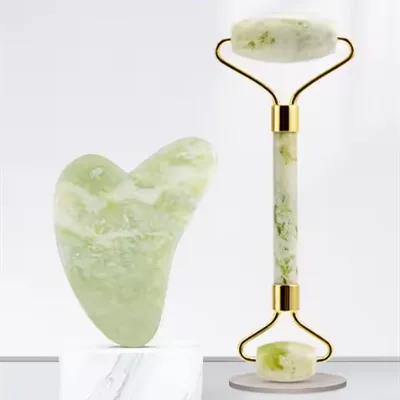 Fast Shipping Natural Jade Horn Heart Shape Natural Stone GuaSha Full Body Facial Massage Tool Scraping Board Roller