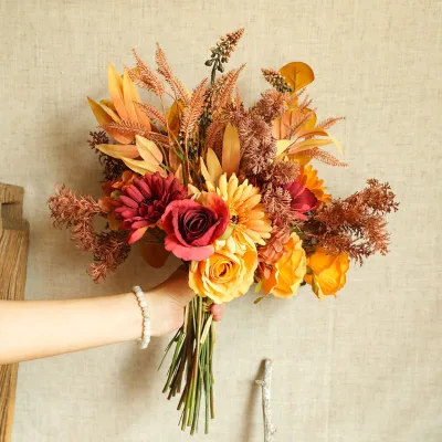 Wholesale Cheap Artificial Silk Dusty Rust Rose Flowers for Home Wedding Christmas Halloween New Year Decorations Flower Bunches