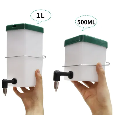 High Quality Plastic Bottle 1L 0.5L with Nipple Drinker for Rabbit Automatic Rabbit Water Drinker Hot on Sale