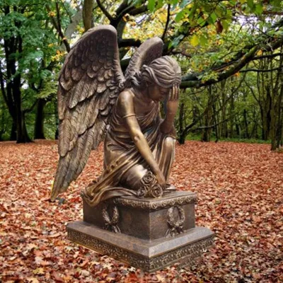 Factory Wholesale Hand Made Memorial Statue Cast Bronze Angel Sculpture Kneeling Angel Statue for Sale