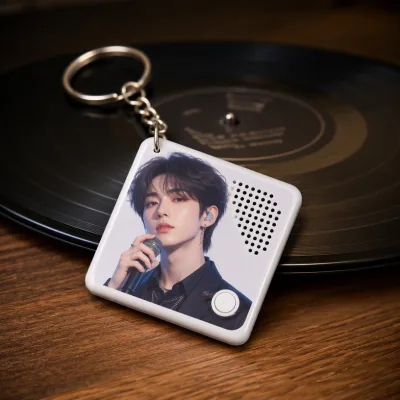 Custom Photo Sound Keychain Kpop Star Idol Fans Merchandising Talking Keychain Branding Souvenir Accessory