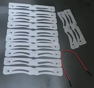 Cheap Price 12 Sets in a Bag Mixed Design Makeup Stencils for Painting Wholesale Eyebrow Stamps for Makeup Beginners