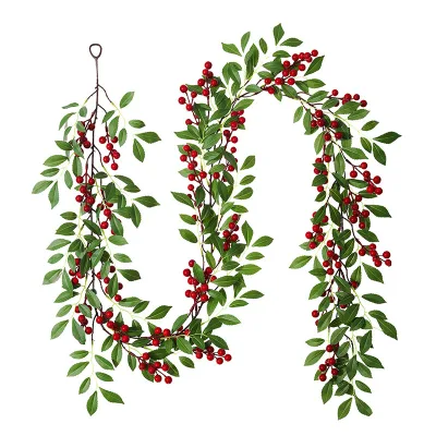 Customized Cross-Border Home Decoration Atmosphere-Creating Artificial Christmas Red Berries Pine Needle Vines for Christmas