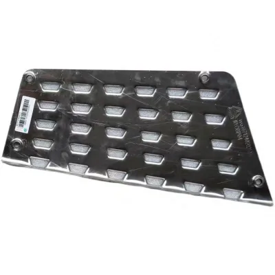 WG1672230208 HOHAN J7B Left Fender Antislip Step