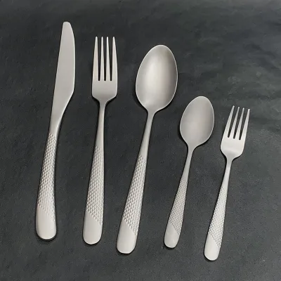 High Quality Titanium Knife Spoon and Fork Cutlery Set Morden Luxury Star-diamond Design Stainless Steel Fatware Set