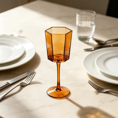 320ml Hammered Texture Amber Hexagonal Wine Glass with Gold Rim, Amber Tinted Stemmed Goblet for Light Luxury Table Settings