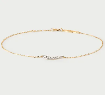 Solid yellow gold bracelet with a curved point shape pavé lab-grown diamond of 0.13 carats