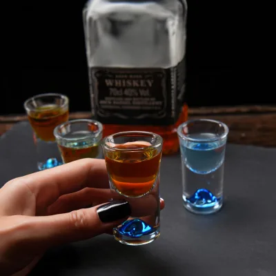 Factory Direct Sales Unique Water Drop Art Design 0.3oz Dust-Free Glass Shot Glass