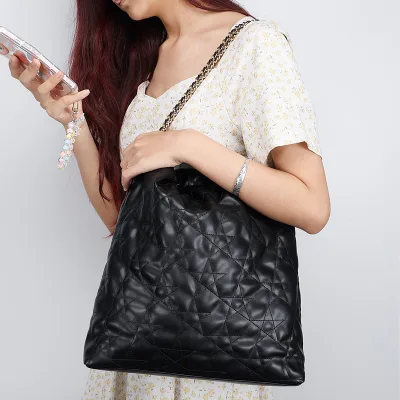 Vintage Unisex Shoulder Tote Bag Famous Design Fashion Candy Pattern Genuine Leather Chain Luxury Durable Pillow Shape