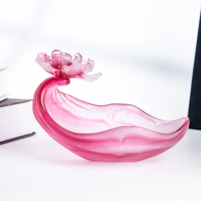 Elegant Crystal Glass Fruit Plate Luxury Fruit Tray for Wedding Banquet or Festive Table Setting