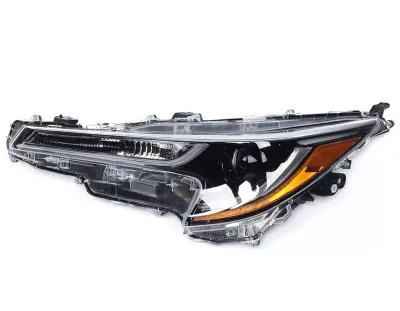 Yiwu Manufacturer Headlamp for 2020 Toyota Corolla Halogen Headlamp LE 81110-02S30